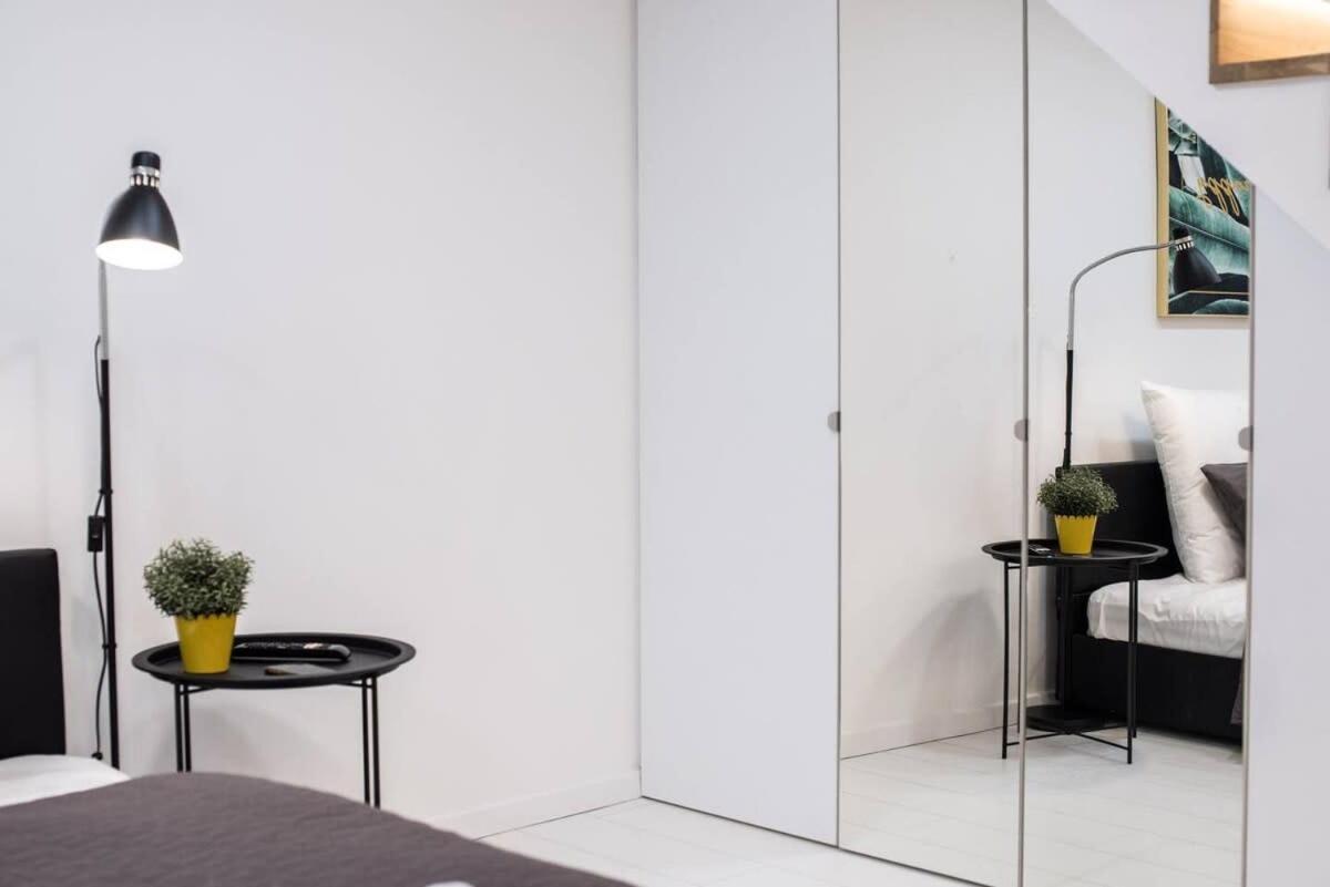 Апартаменты Renovated Design Close To The Danube