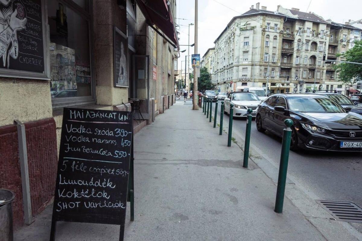 Renovated Design Close To The Danube Апартаменты *