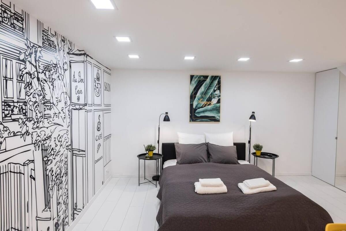 Апартаменты Renovated Design Close To The Danube
